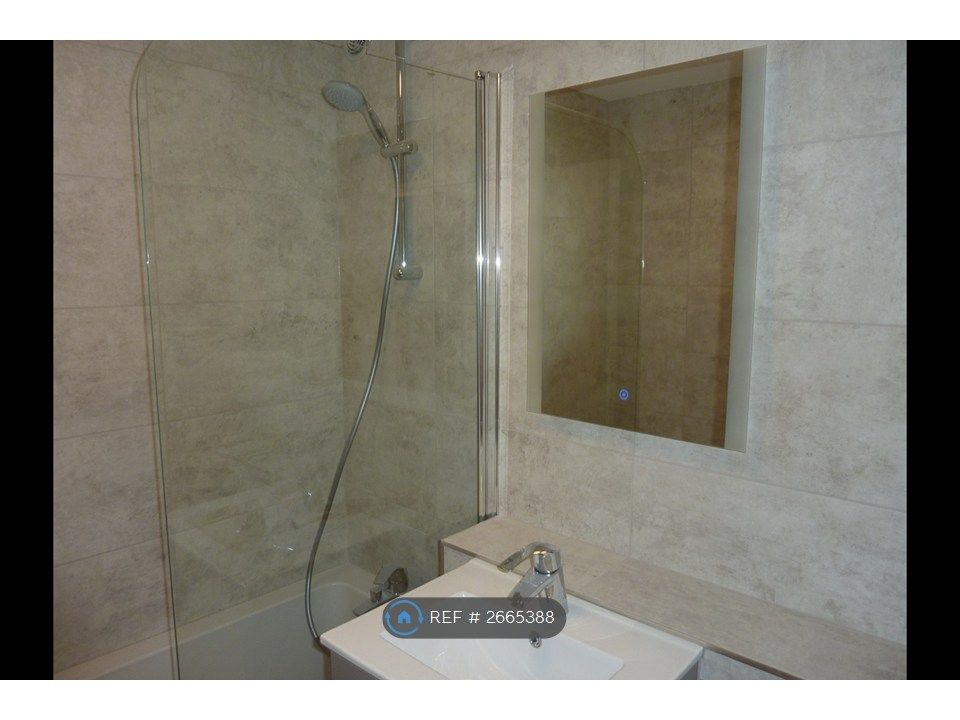 Property photo 2 of 8 Bathroom View 2