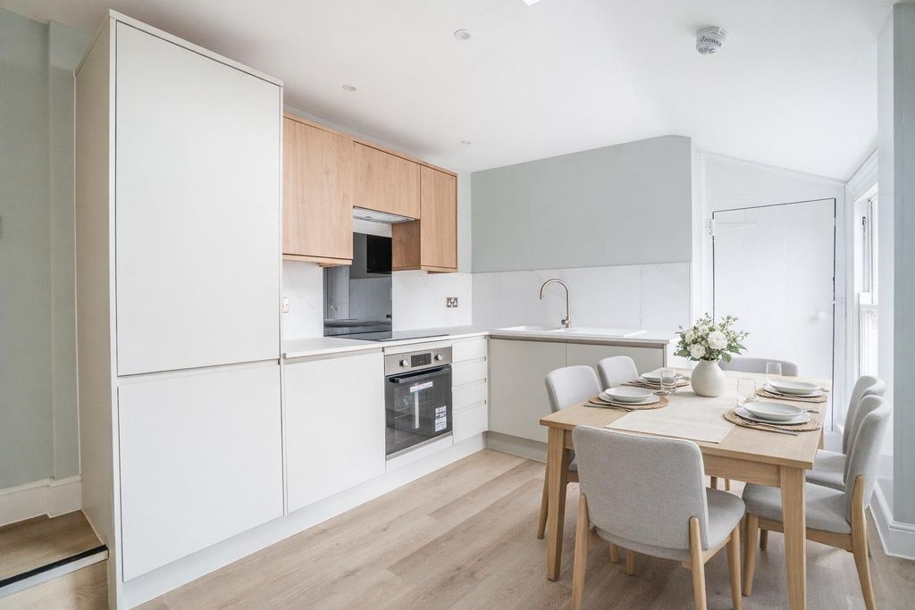 Property photo 2 of 16 Kitchen