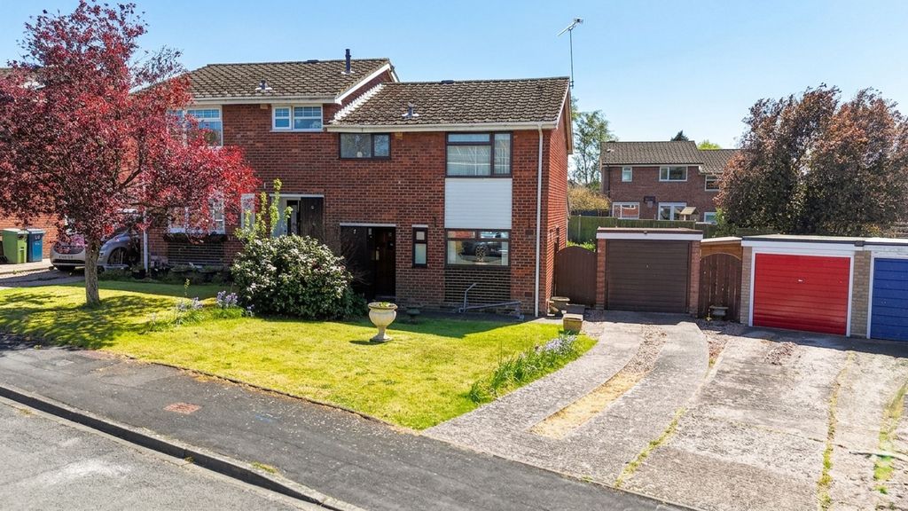 Property photo 1 of 31