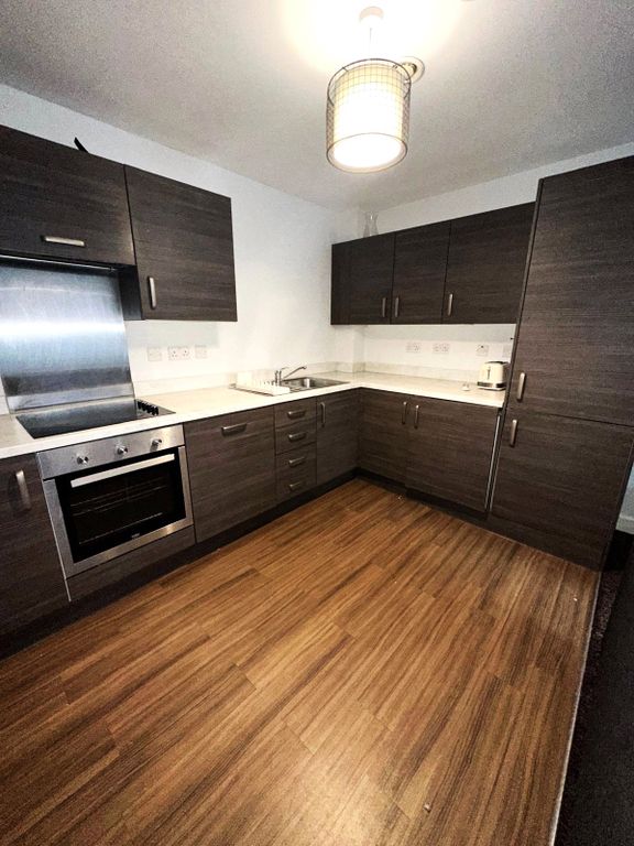 Property photo 2 of 12 Kitchen