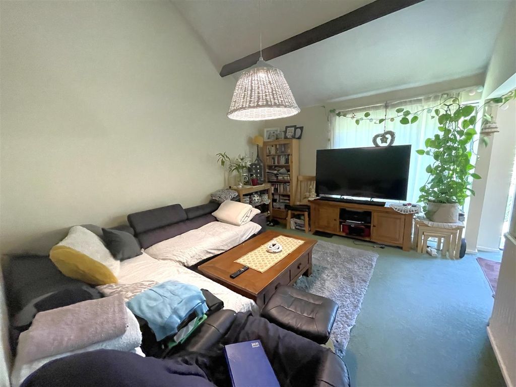 Property photo 2 of 16 Img_9061.Jpg