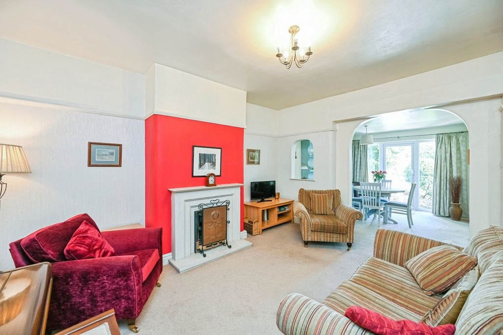 Property photo 3 of 18 Pbox-Img.Jpg