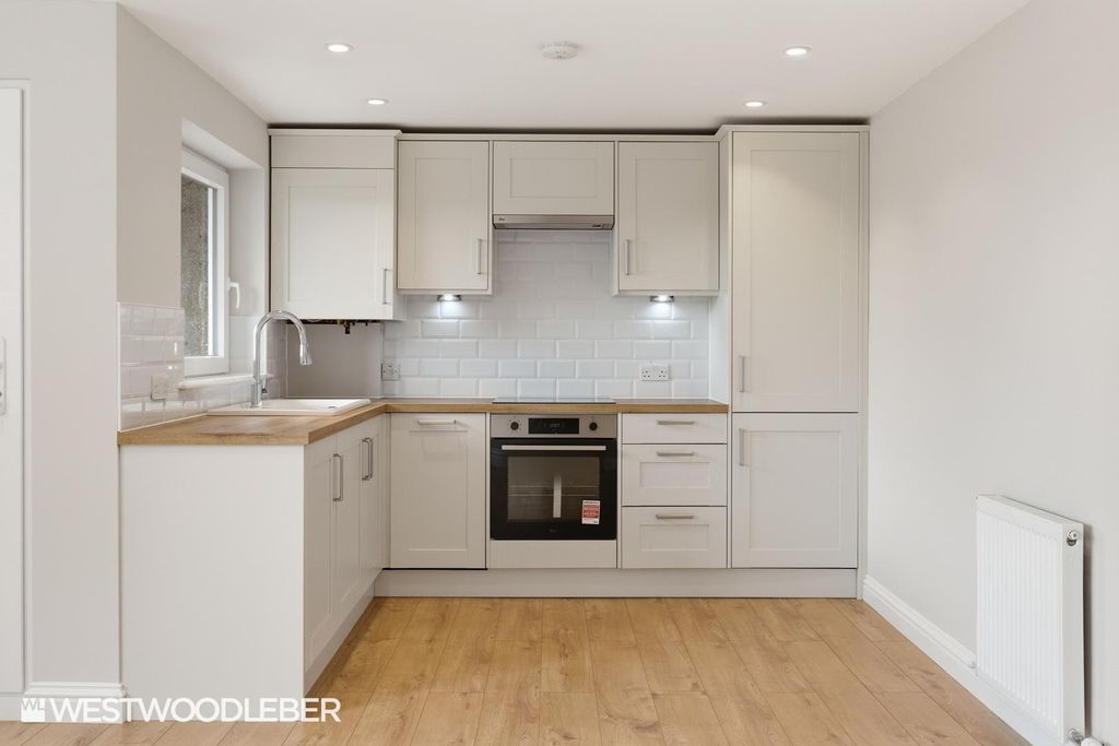 Property photo 1 of 14 Highmill_11.Jpg