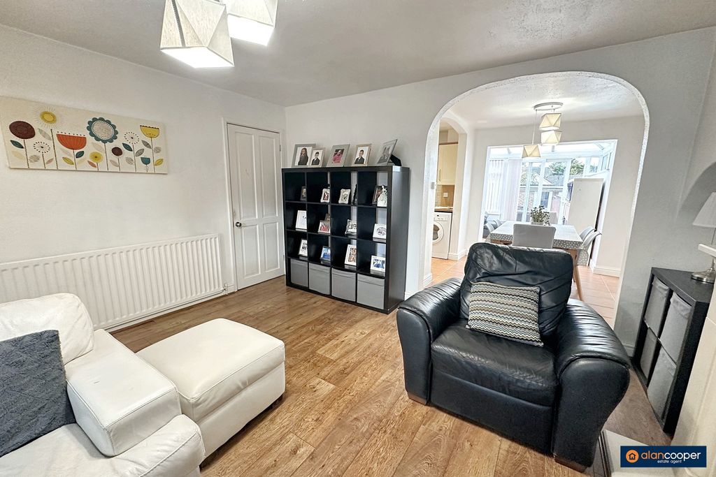 Property photo 3 of 17 4508434