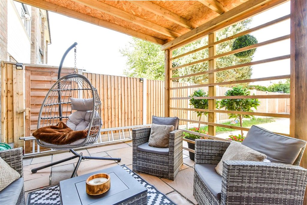 Property photo 2 of 12 Patio / Decking