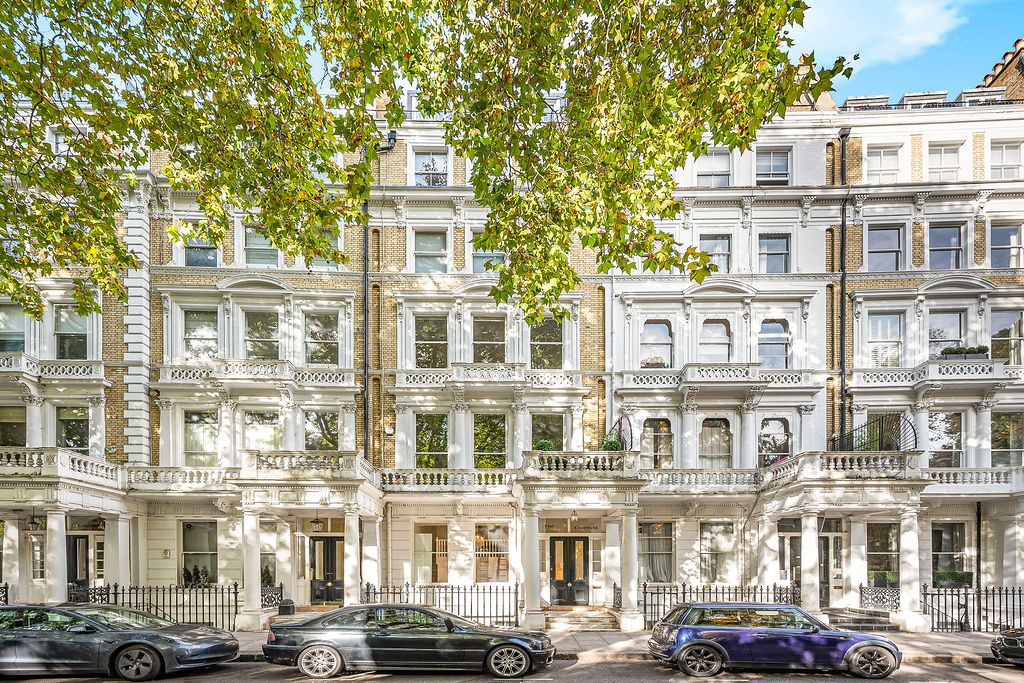 Property photo 1 of 20