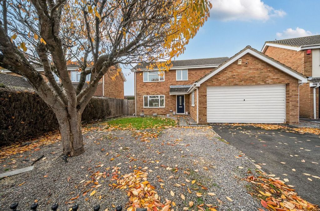 Property photo 1 of 23 137447119690A249Aa04Da