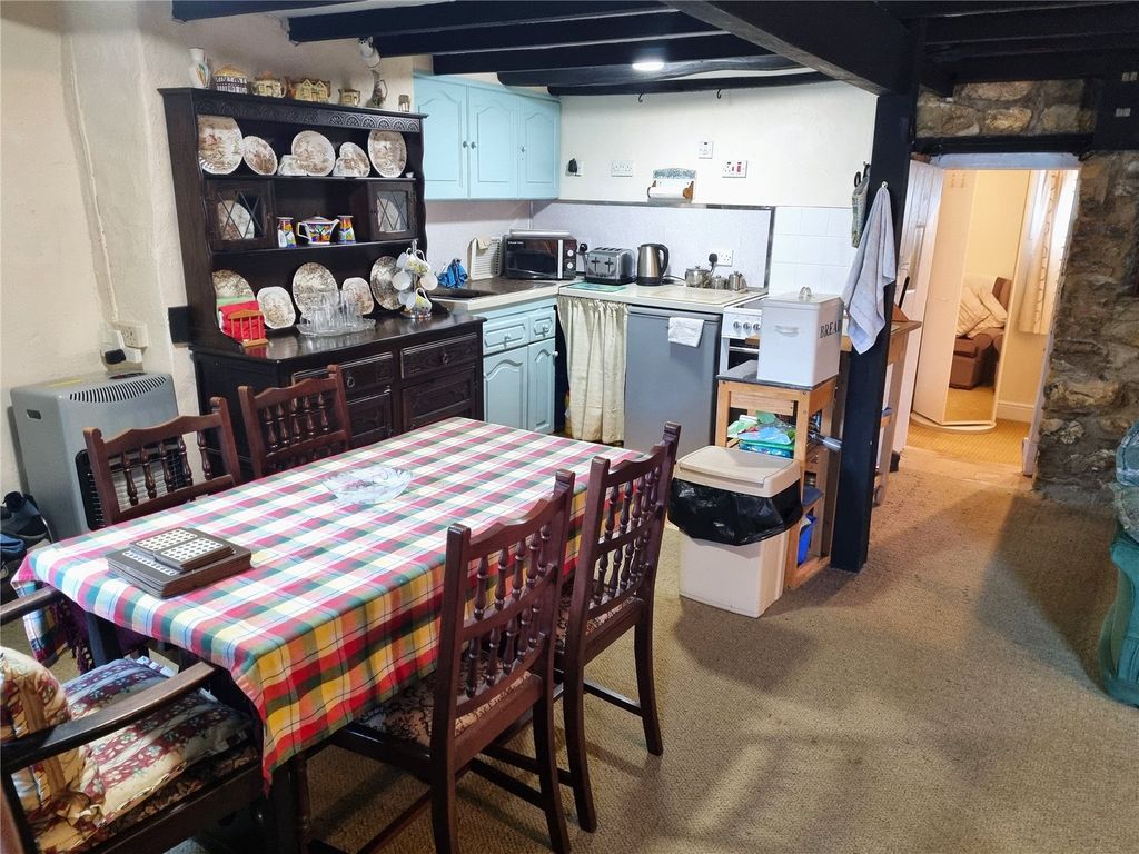 Property photo 3 of 12 Picture No. 12