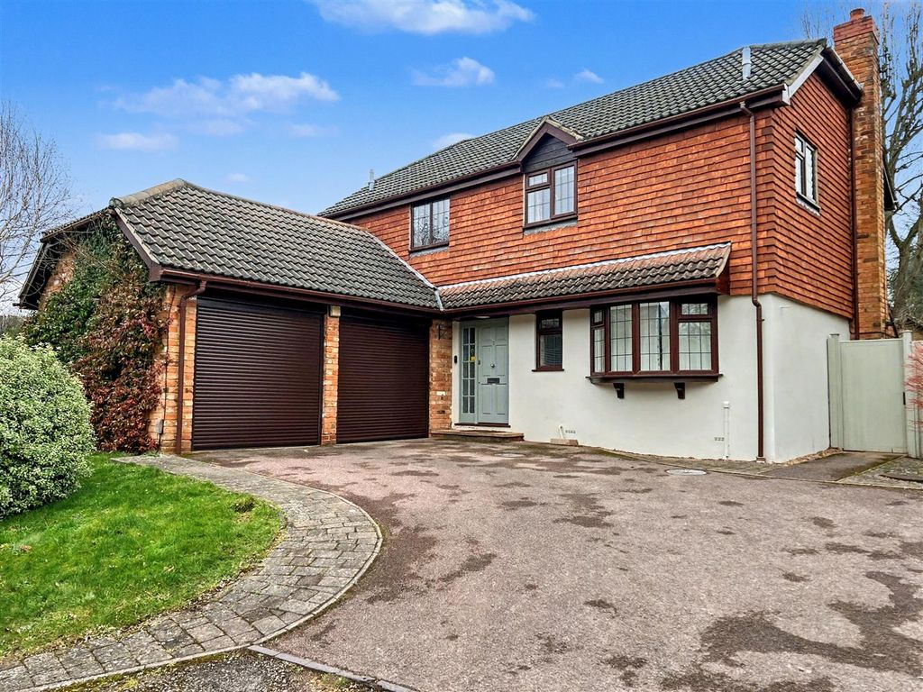 Property photo 1 of 18 Front Photo.Jpg