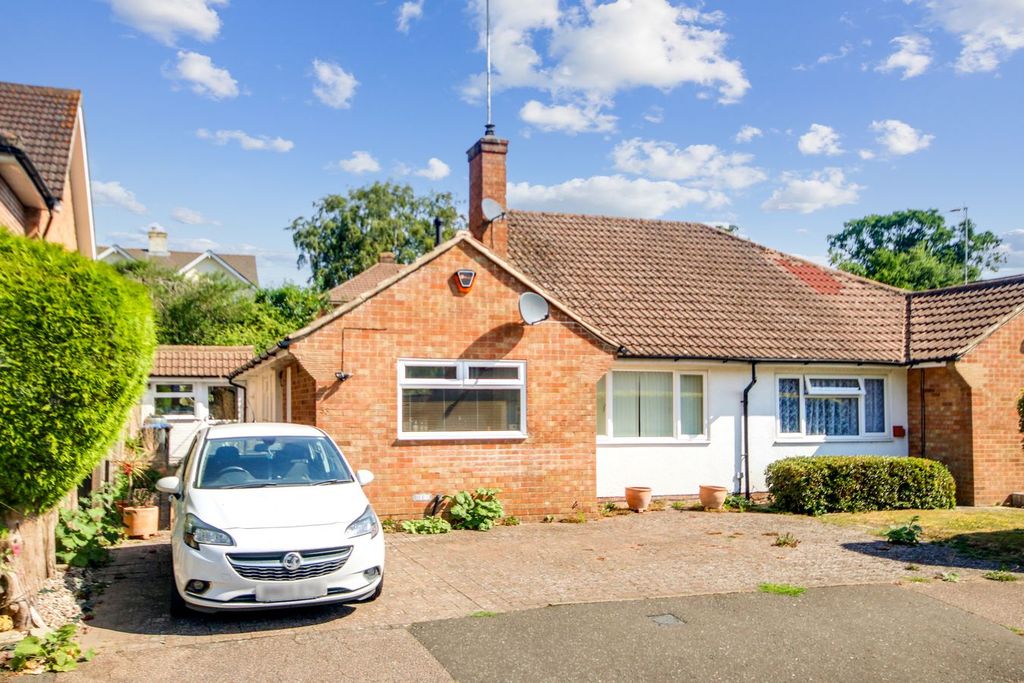 Property photo 1 of 9
