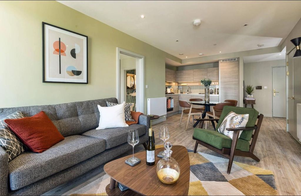 Property photo 1 of 17 1.Png