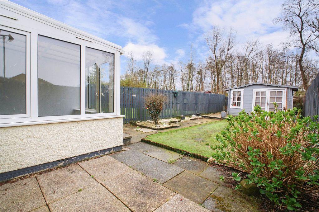 Property photo 3 of 26