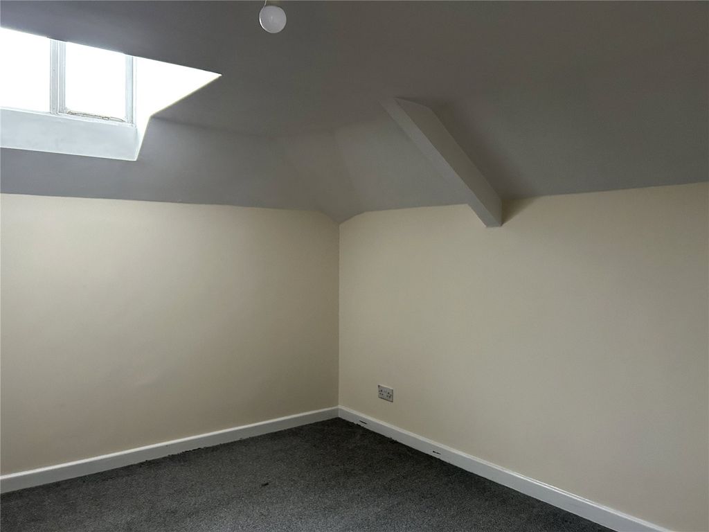 Property photo 3 of 9 Picture No. 04
