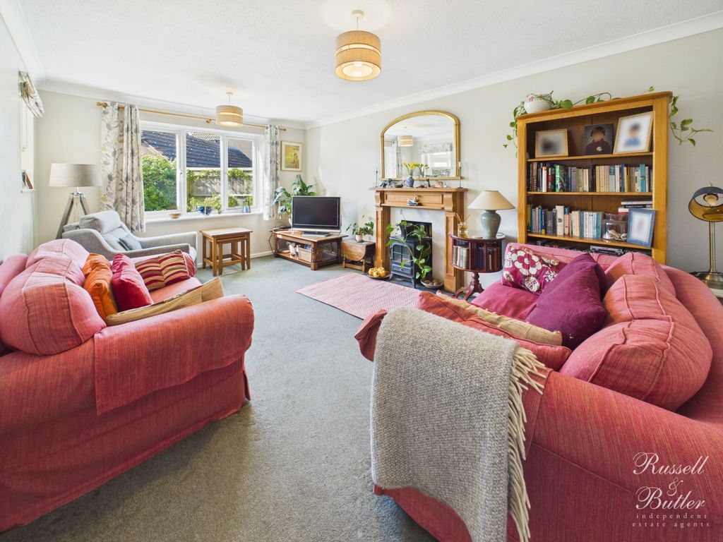 Property photo 2 of 21 Cam02127G0-Pr0388-Still007