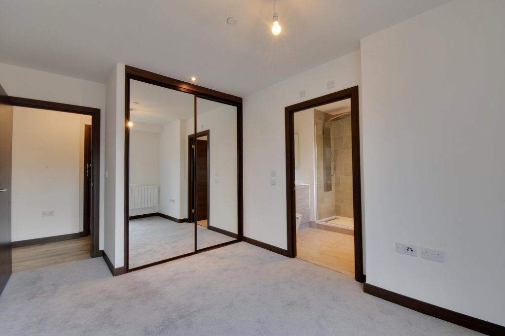 Property photo 3 of 11 Picture No. 05