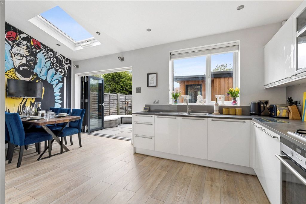 Property photo 1 of 22 Picture No. 31