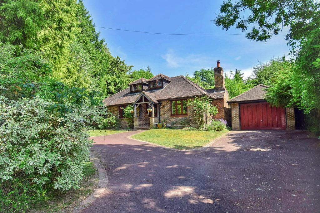 Property photo 1 of 28