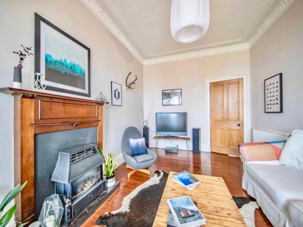 Property photo 3 of 9 Living Room 3