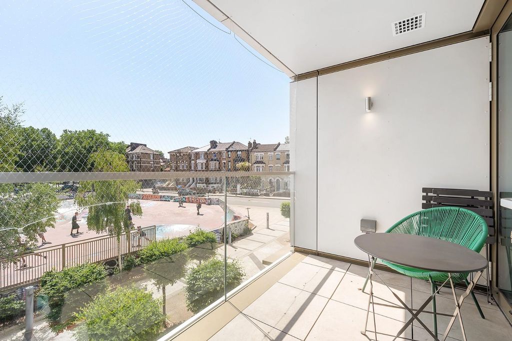 Property photo 2 of 15 Terrace.Jpg