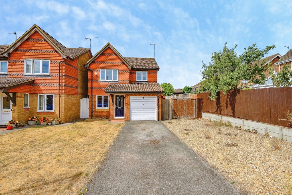 Property photo 1 of 18