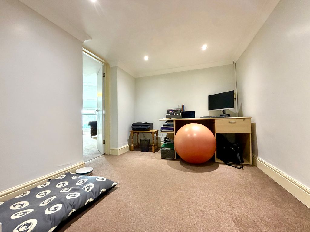 Additional image 10 of 5 bed detached house for saleLakeside Gardens, Merthyr Tydfil CF48