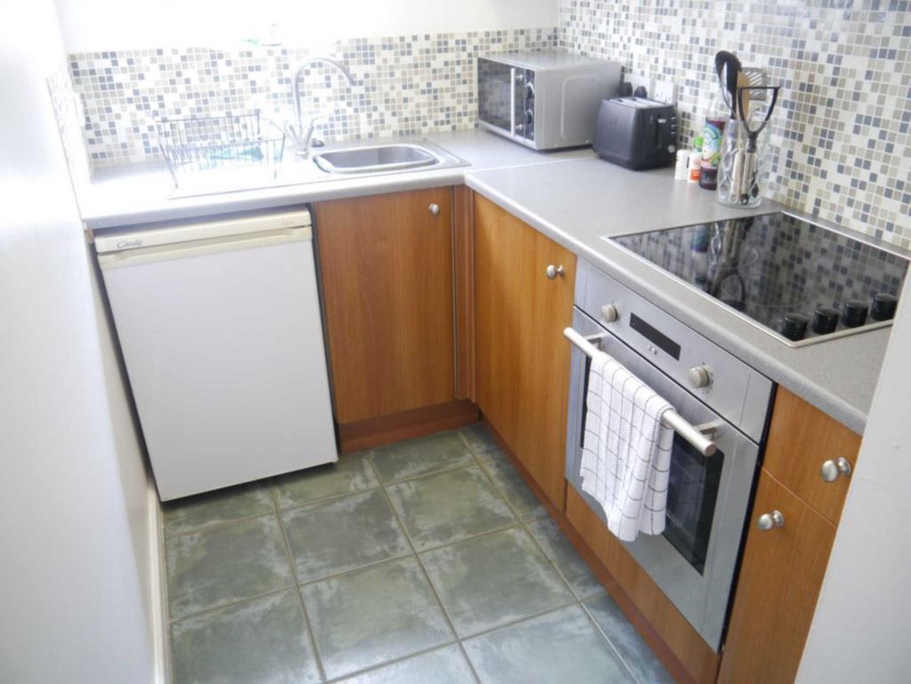 Property photo 3 of 6