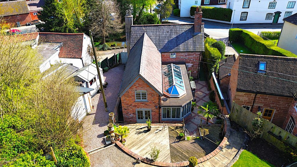 Property photo 3 of 50