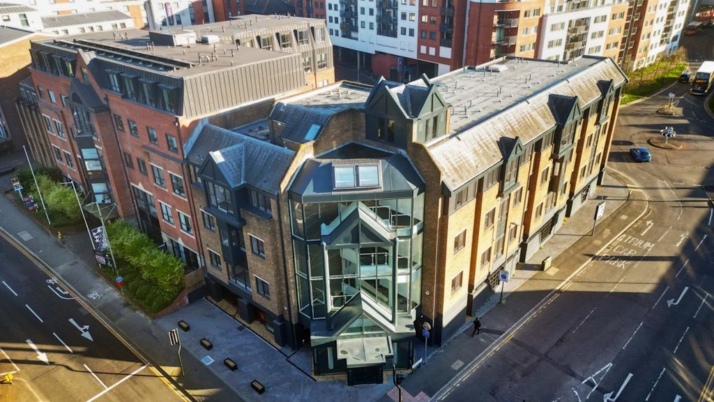 Property photo 1 of 7