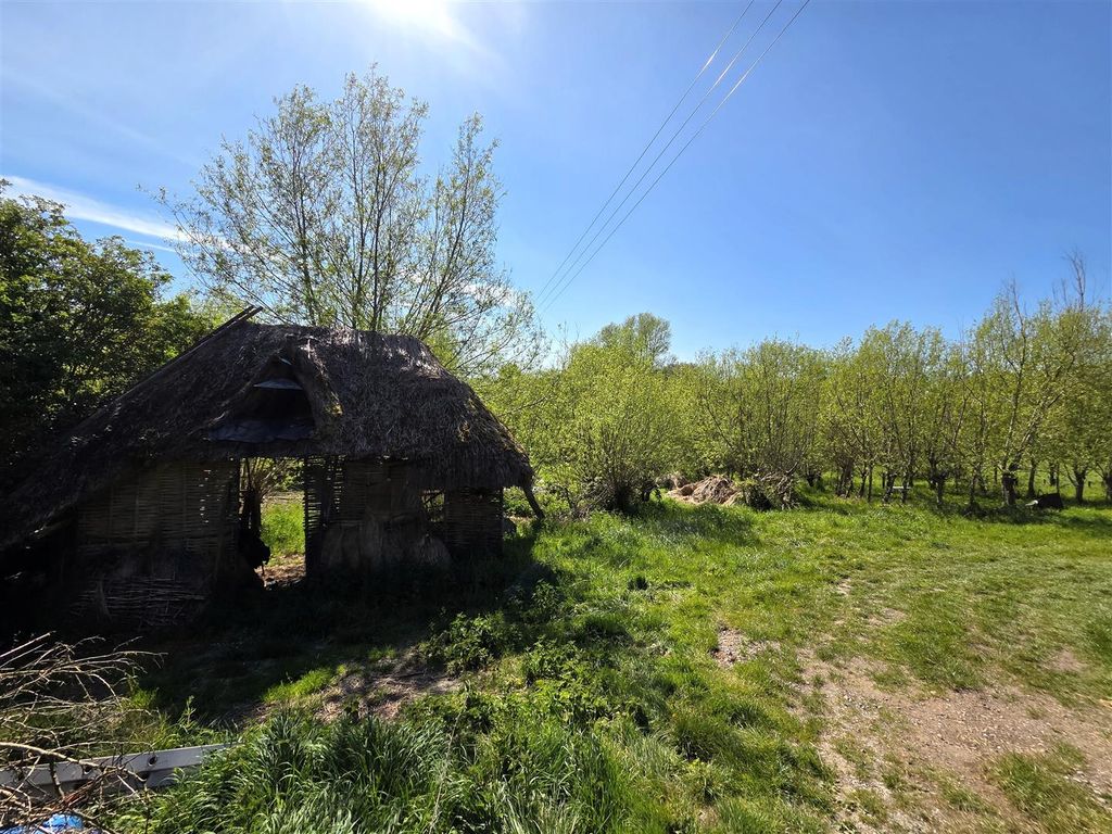 Land for saleLow Road, Little Cheverell, Devizes SN10 photo 4