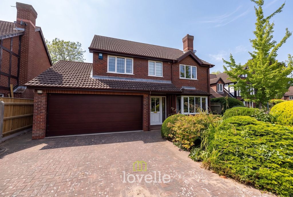 Property photo 1 of 27