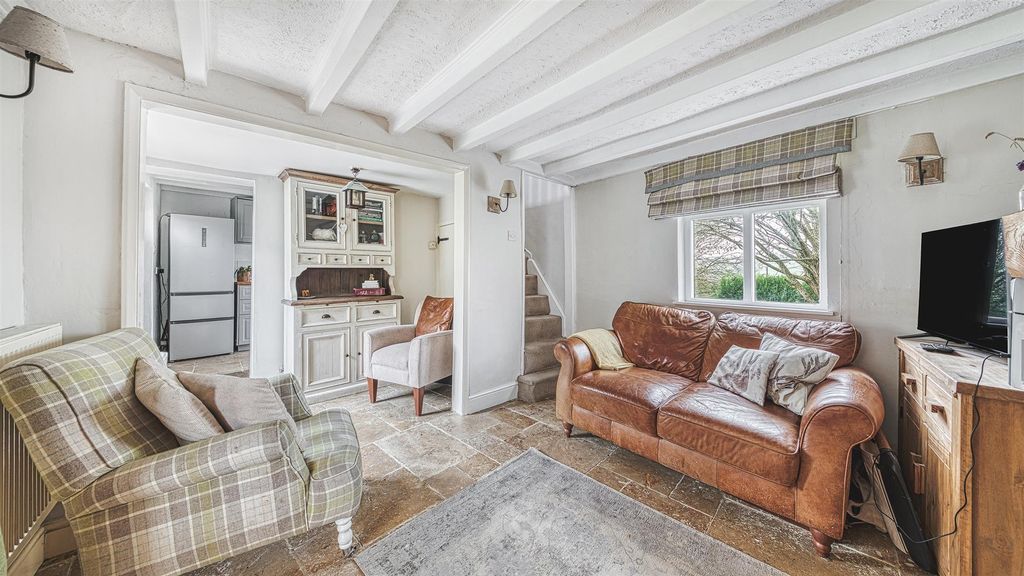 Property photo 3 of 42