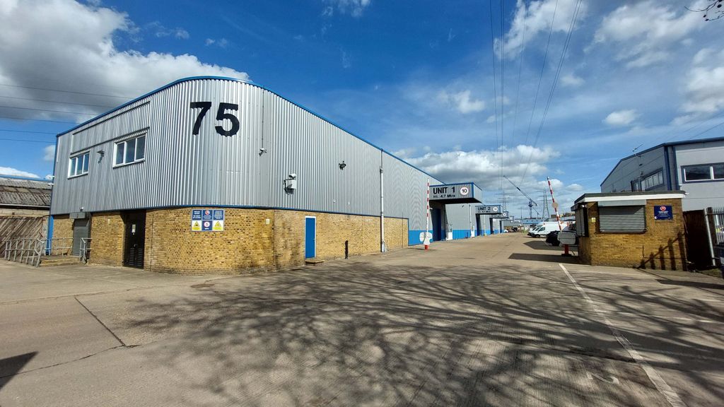 Property photo 2 of 4