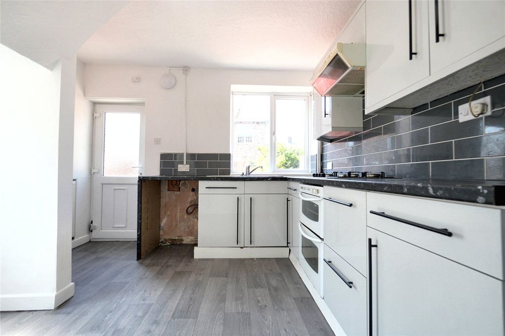 Property photo 3 of 10 Kitchen/Diner