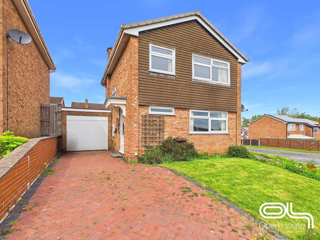 Property photo 1 of 14 Front (Exterior)