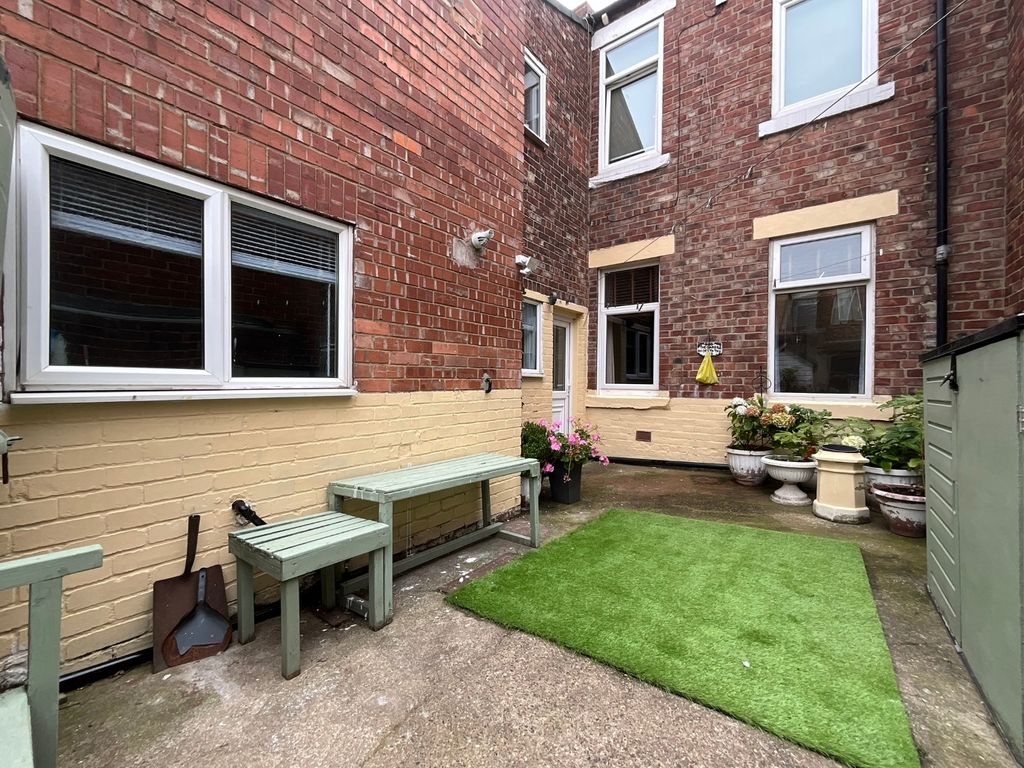 Property photo 3 of 11 4477036