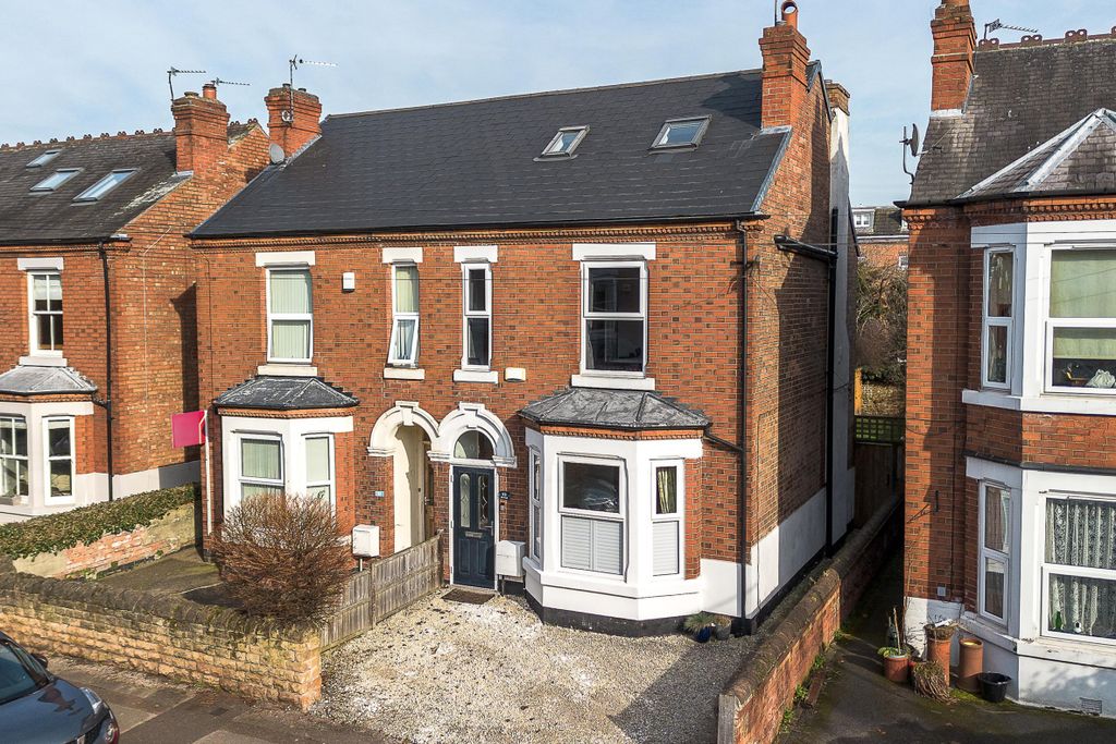 Property photo 1 of 23