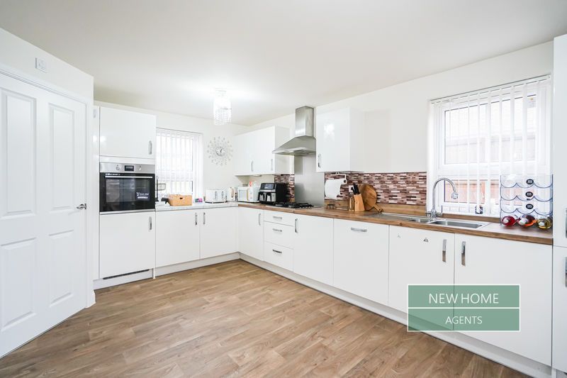 Property photo 2 of 25 Photo 8