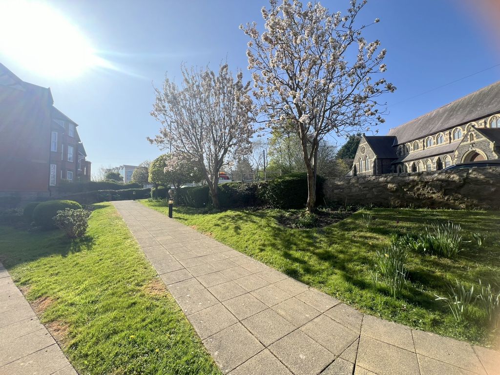 Property photo 3 of 13