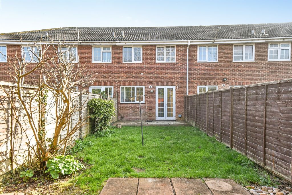 Property photo 2 of 16