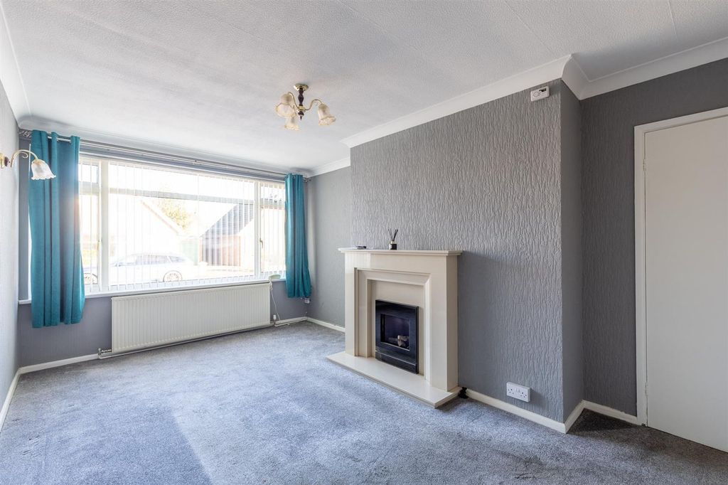 Property photo 2 of 14 9Godwincrescent-5.Jpg