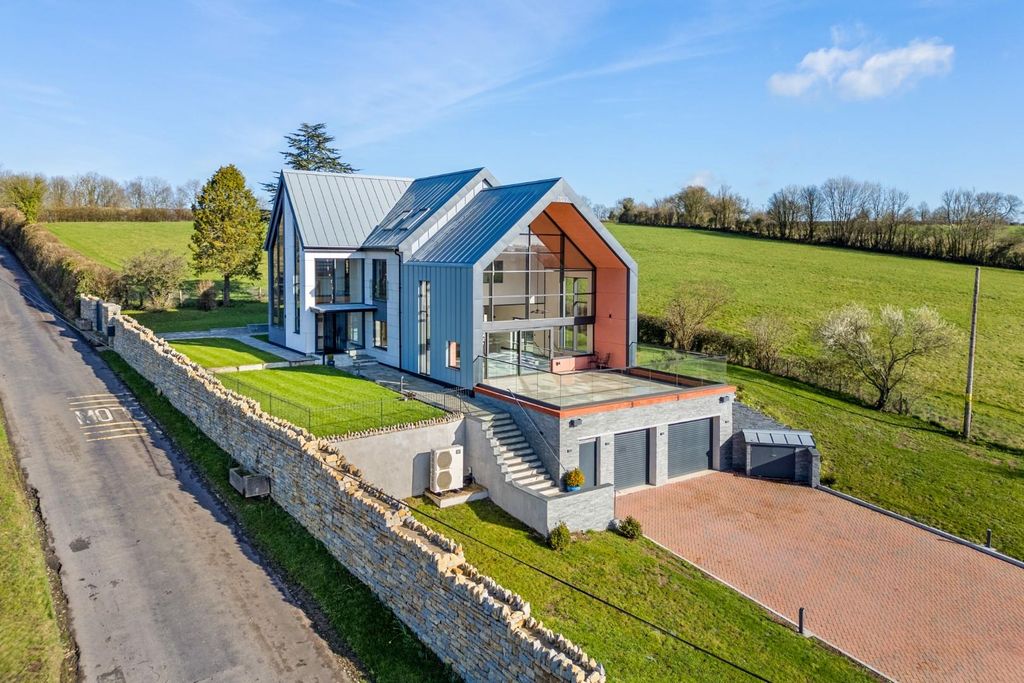 Property photo 1 of 37 Front Three.Jpg