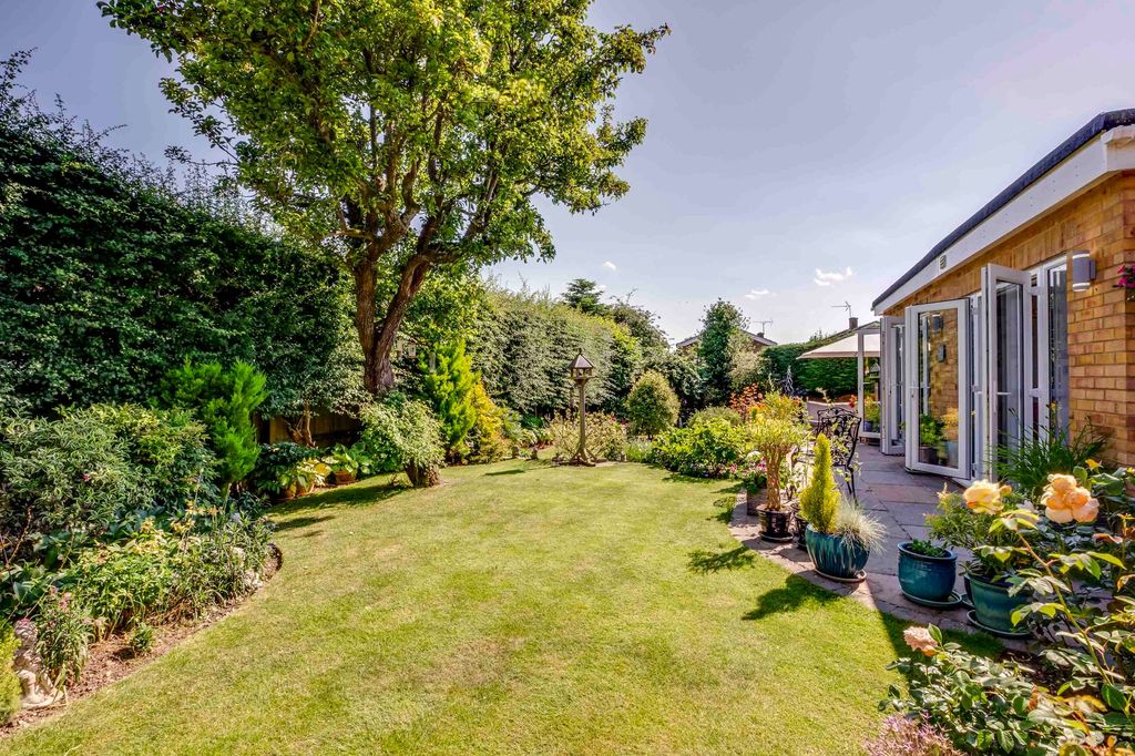 Property photo 3 of 13