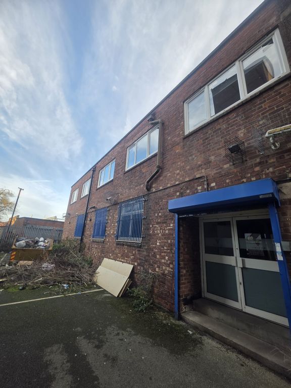 Property photo 3 of 39