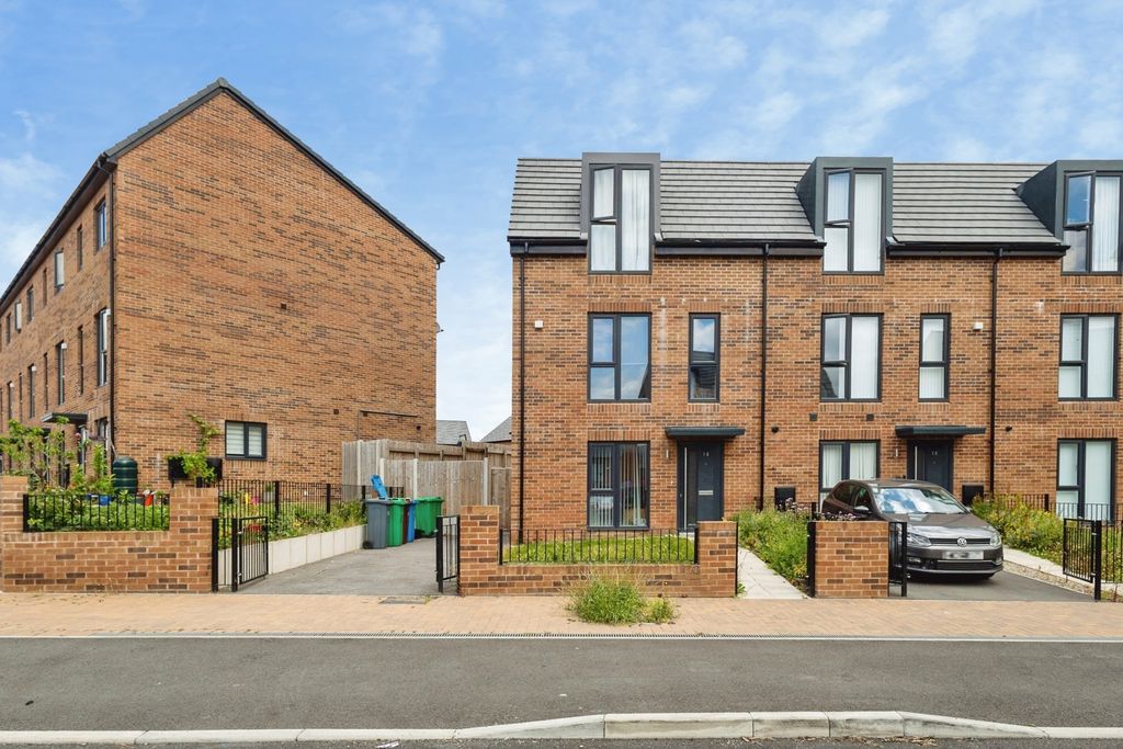 Property photo 1 of 24 Pbox-Img.Jpg