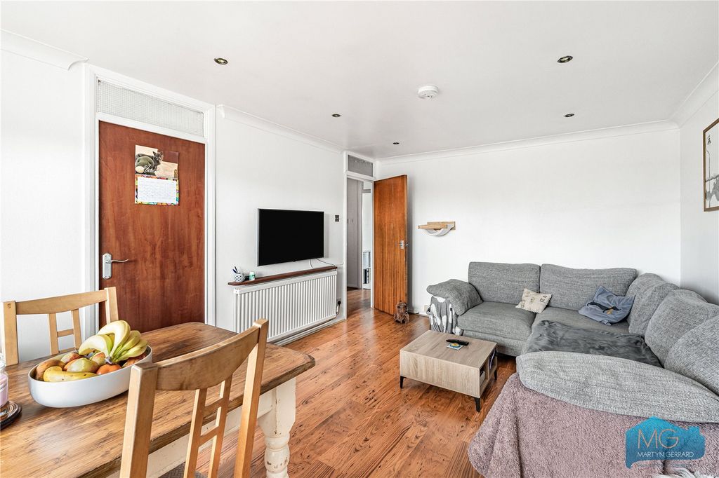 Property photo 2 of 16 Picture No. 09