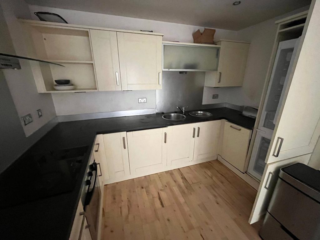Property photo 3 of 7 Picture No. 01
