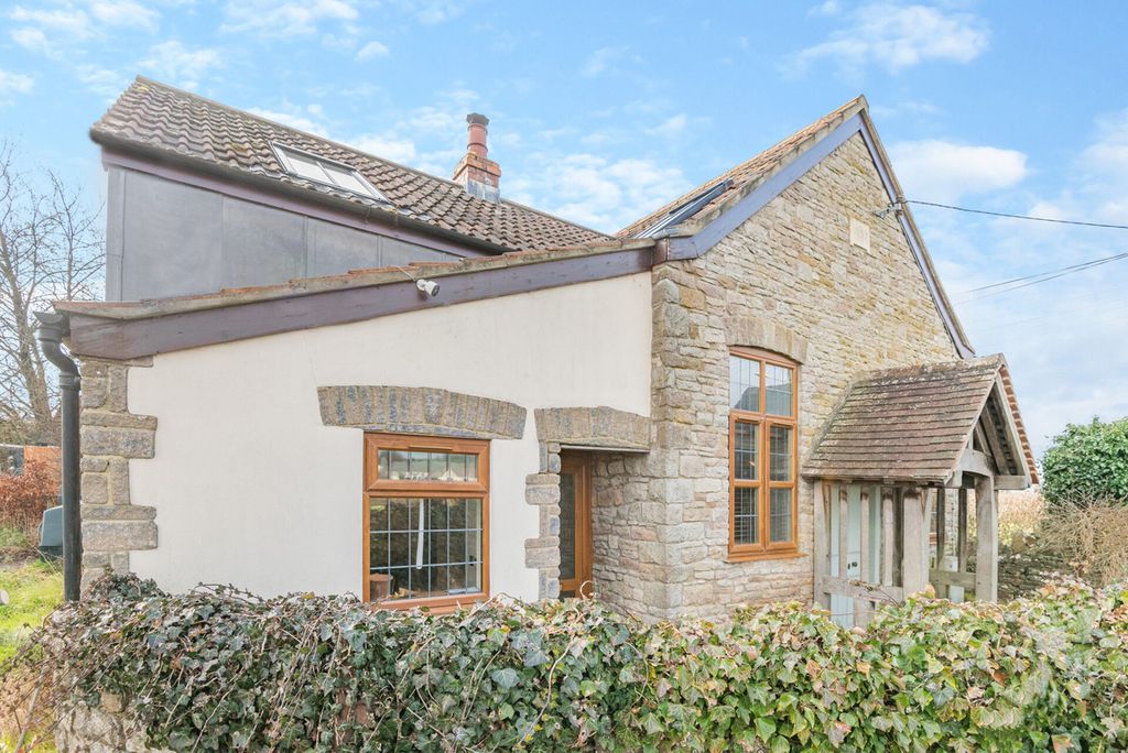 Property photo 1 of 22