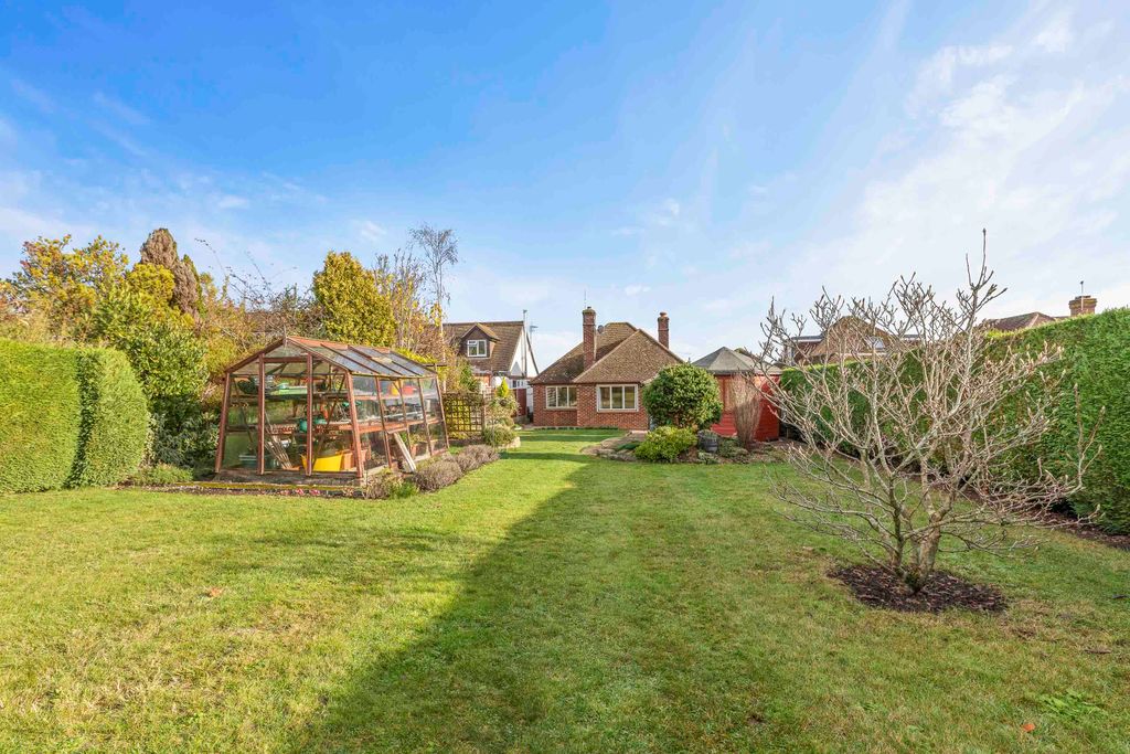 Property photo 2 of 13