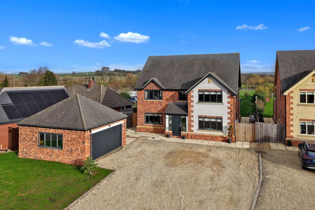 Property photo 1 of 27