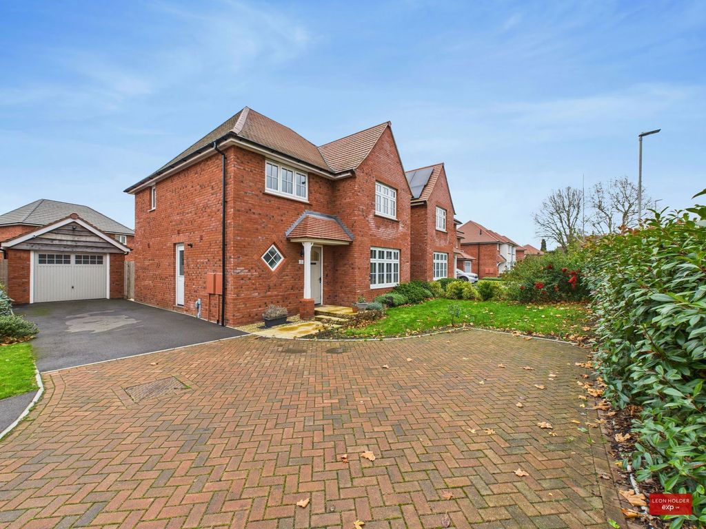 Property photo 2 of 28